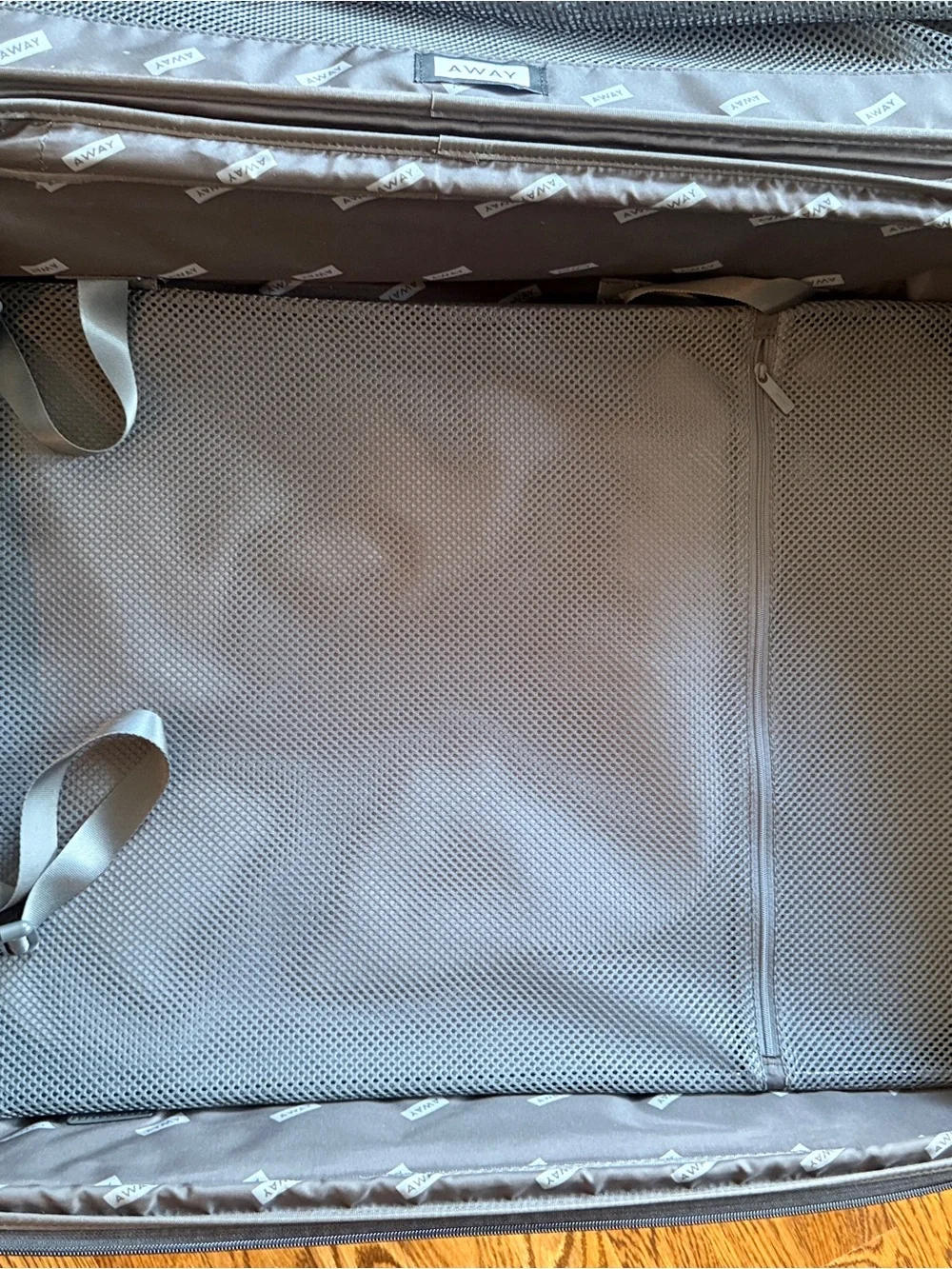 Away expandable large suitcase softside Navy Fabric 21”x26” travel vacation